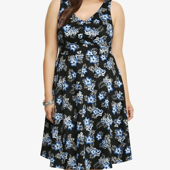 black and blue floral dress